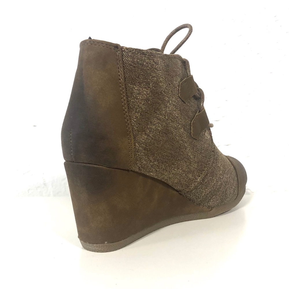Pierre Dumas Brown Faux Leather Lace-up Boots - Picture 3 of 4